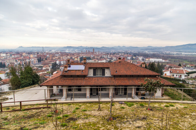 Panorama di Alba, provincia di Cuneo